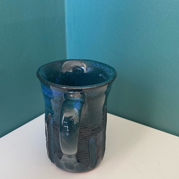 Handmade Wheel Thrown Ceramic Pottery Mug with Brilliant Blue Glaze, Great shape - Picture 3 of 11